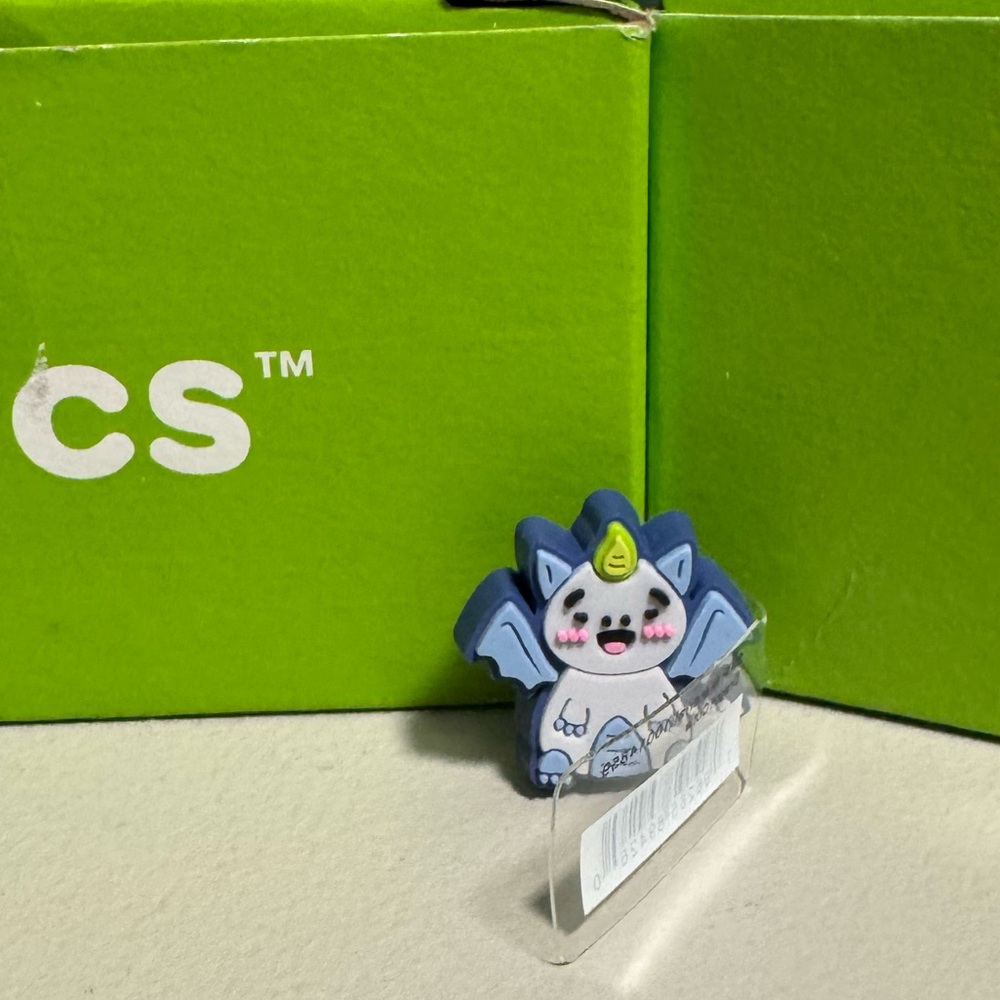 NWT Crocs Jibbitz small dragon or unicorn